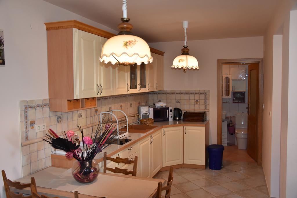 Malinska Center Apartment Экстерьер фото