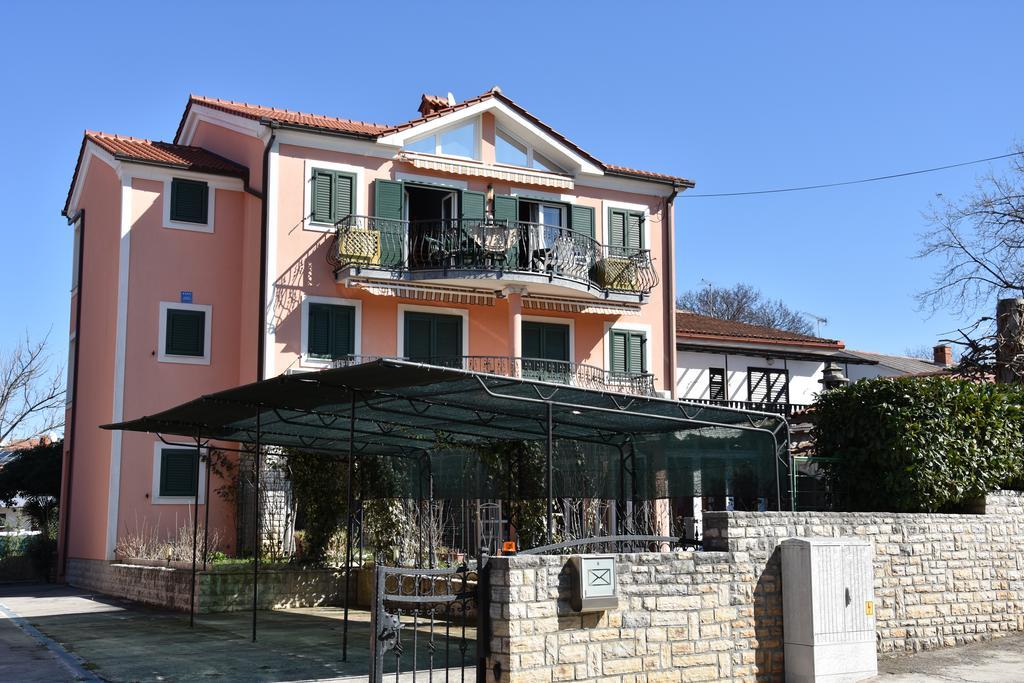 Malinska Center Apartment Экстерьер фото