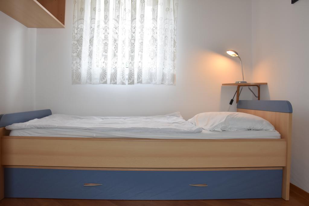 Malinska Center Apartment Экстерьер фото