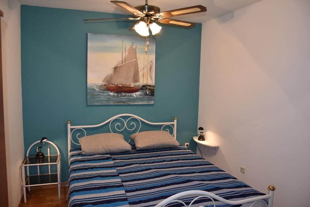 Malinska Center Apartment Экстерьер фото