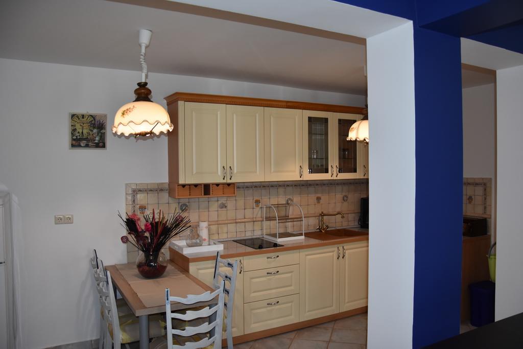 Malinska Center Apartment Экстерьер фото