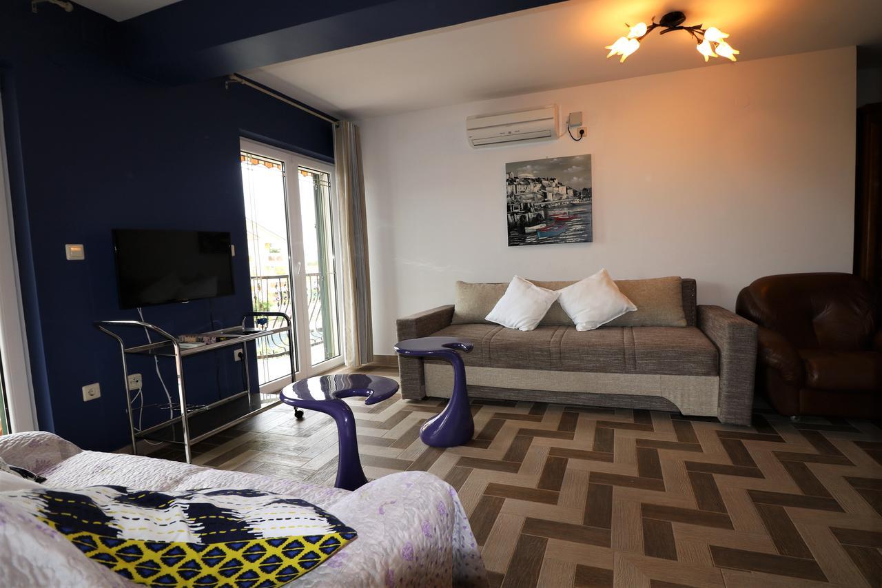 Malinska Center Apartment Экстерьер фото