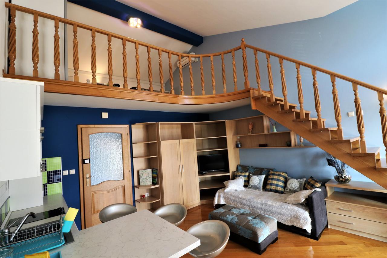 Malinska Center Apartment Экстерьер фото