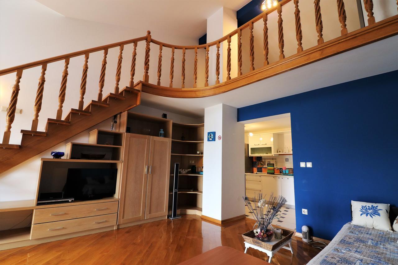 Malinska Center Apartment Экстерьер фото