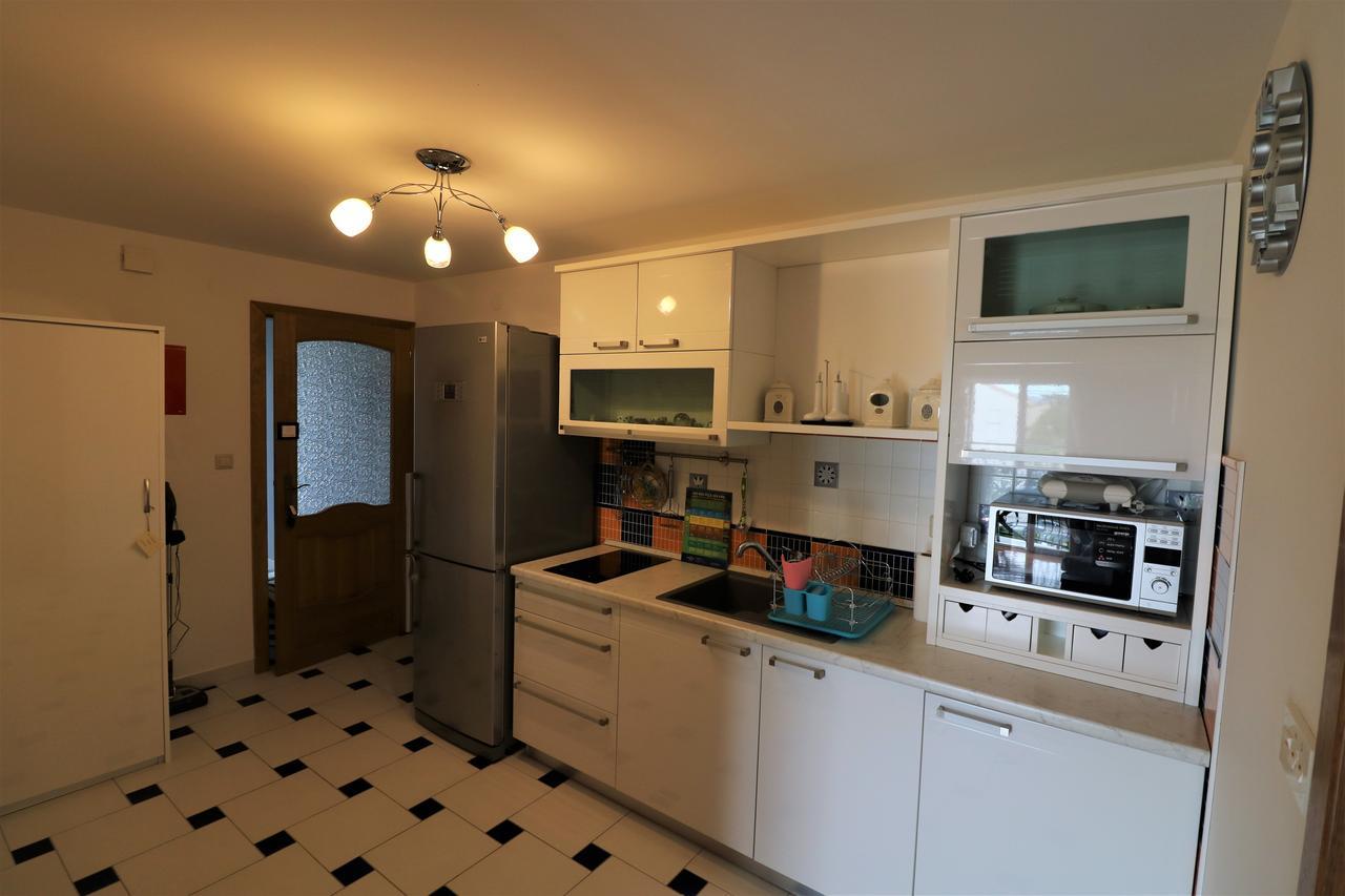 Malinska Center Apartment Экстерьер фото