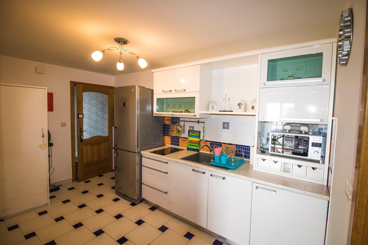 Malinska Center Apartment Экстерьер фото